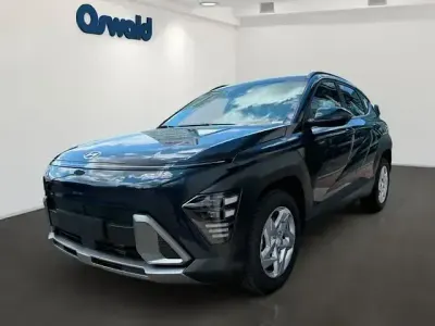 Gebraucht Hyundai Kona Trend 120 PS (88 kW) 2024 Denim blue / mic SUV