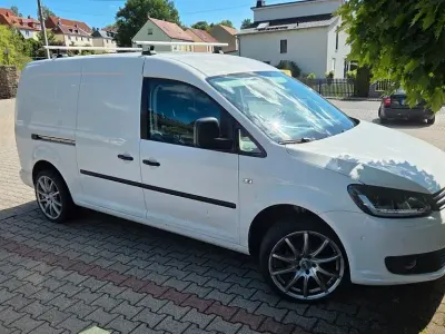 Gebraucht VW Caddy Trendline 102 PS (75 kW) 2012 Weiß Van / Kleinbus