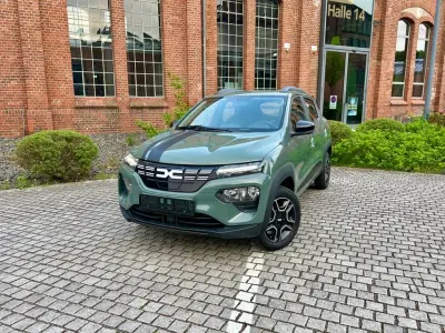 Używany Dacia Spring Essentiel 33 kW (45 KM) 2022 Zielony Hatchback
