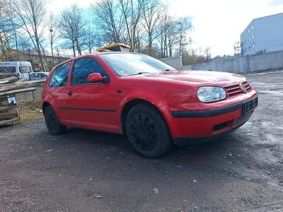 Gebraucht VW Golf IV 75 PS (55 kW) 2001 Rot Kleinwagen
