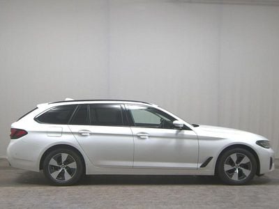 Used BMW 520 Performance 190 HP (139 kW) 2022 White Estate