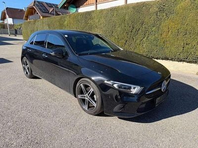 Gebraucht Mercedes A180 AMG line 136 PS (100 kW) 2019 Schwarz Limousine
