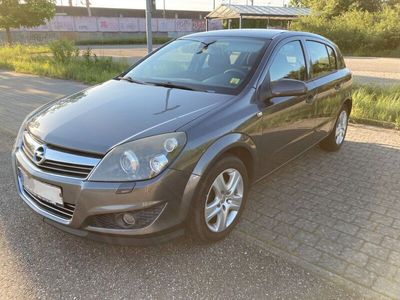 gebraucht Opel Astra 1.6 *AHK*Klima*Xenon*Dachträger