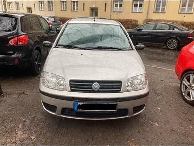 Gebraucht Fiat Punto 60 PS (44 kW) 2005 Silber Kleinwagen