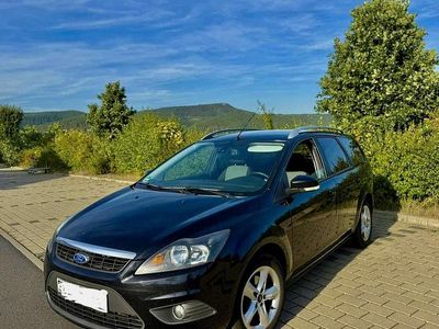 Gebraucht Ford Focus Ghia 125 PS (91 kW) 2010 Schwarz Kombi