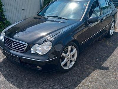 Mercedes C200
