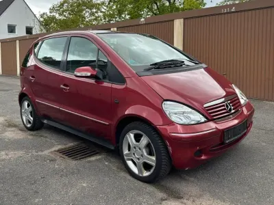 Gebraucht Mercedes A160 Elegance 102 PS (75 kW) 2003 Rot Limousine