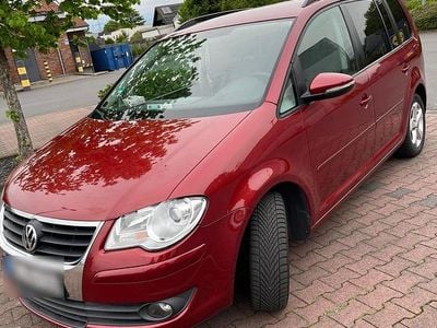 Gebraucht VW Touran 150 PS (110 kW) 2009 Rot Van / Kleinbus