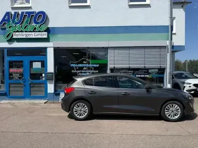 Gebraucht Ford Focus Titanium X 125 PS (91 kW) 2022 Grau Limousine