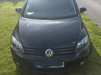 Używany VW Golf VII Match 105 KM (77 kW) 2012 Czarny Hatchback