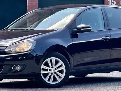 Gebraucht VW Golf VI Style 86 PS (63 kW) 2011 Schwarz Kleinwagen