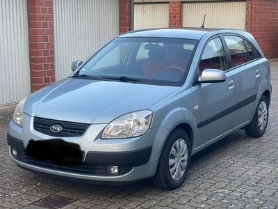 gebraucht Kia Rio Automatik