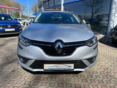 gebraucht Renault Mégane IV BLUE dCi 115 LIMITED mit Klima/Navi/PDC/Met/ESP/