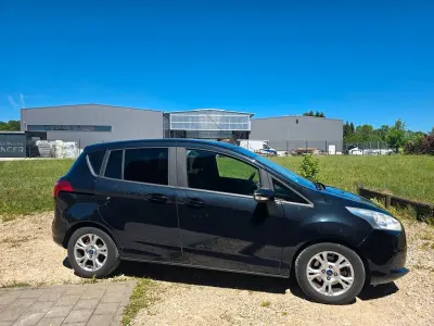 Occasion Ford B-MAX 101 ch (74 kW) 2015 Noir Monospace