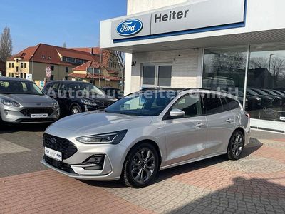 Gebraucht Ford Focus ST-Line X 155 PS (114 kW) 2024 Silber Kombi