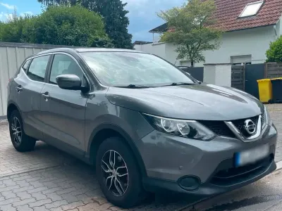 Gebraucht Nissan Qashqai 116 PS (85 kW) 2017 Grau SUV