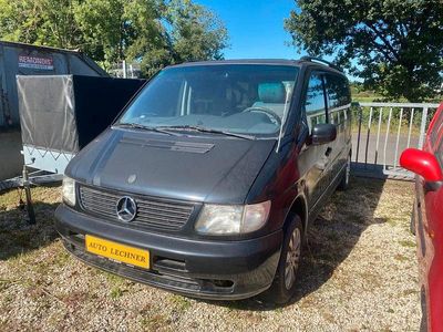 Mercedes V220