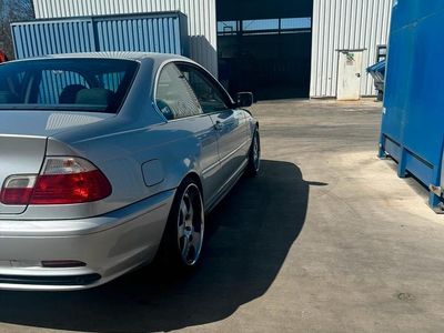 Gebraucht BMW 330 2023 Grau Coupé