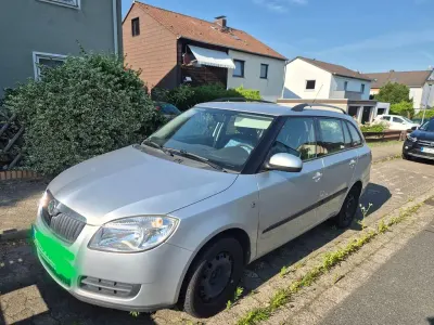 Gebraucht Skoda Fabia Ambiente 105 PS (77 kW) 2009 Silber Kombi