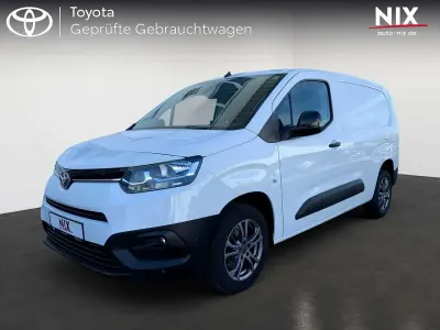 Gebraucht Toyota Proace City City 102 PS (75 kW) 2022 Schaumweiß Van / Kleinbus