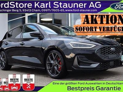 Agate black metallic Neu 2025 Ford Focus ST Limousine | 38.680 € (Fairer Preis)