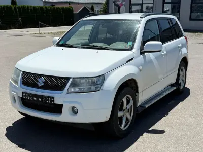 Gebraucht Suzuki Grand Vitara Comfort+ 140 PS (102 kW) 2006 Weiß SUV