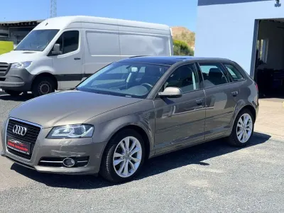 Gebraucht Audi A3 Ambition 125 PS (91 kW) 2011 Grau Kleinwagen