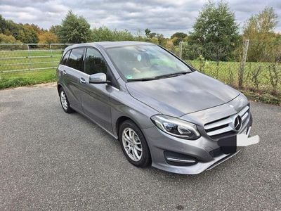 Mercedes B200