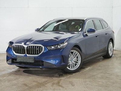 Second-hand BMW i5 Sport Line 250 kW (340 CP) 2025 Albastru Break