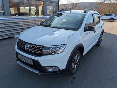 Gebraucht Dacia Sandero Celebration 95 PS (69 kW) 2020 Weiß Limousine