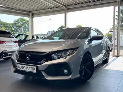 Gebraucht Honda Civic Elegance 129 PS (94 kW) 2018 Silber Limousine