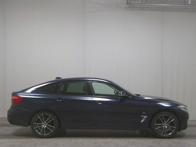 Blau Gebraucht 2018 BMW 320 Gran Turismo Sport Line Limousine | 17.780 € (Guter Preis)