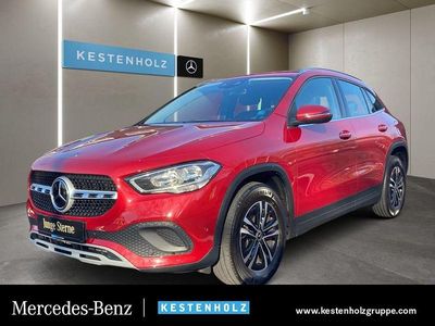 Gebraucht Mercedes GLA180 Style 136 PS (100 kW) 2023 Rot SUV