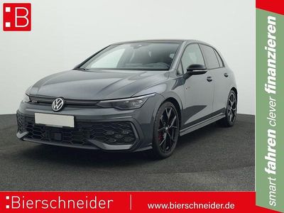 Grau Gebraucht 2024 VW Golf Style Limousine | 36.950 € (Fairer Preis)