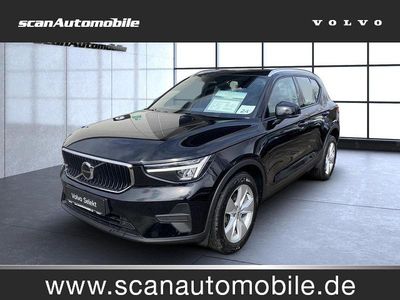 Gebraucht Volvo XC40 Core 163 PS (119 kW) 2023 Black solid (stone) / solid (schwarz) SUV