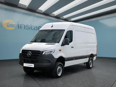 Gebraucht Mercedes Sprinter 190 PS (139 kW) 2025 Weiß Van
