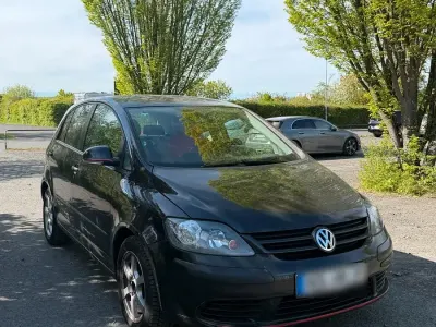 Gebraucht VW Golf Plus Cross 75 PS (55 kW) 2005 Schwarz Van / Kleinbus