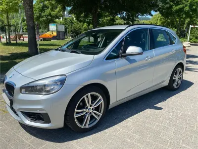 Gebraucht BMW 218 Active Tourer Advantage 150 PS (110 kW) 2015 Silber Van / Kleinbus