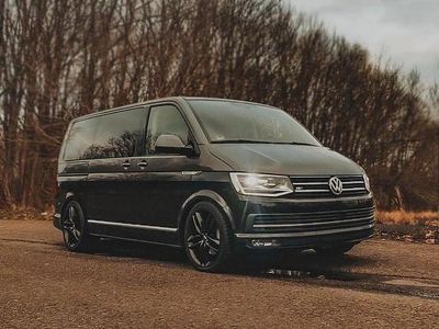 Gebraucht VW Multivan Highline 204 PS (150 kW) 2017 Schwarz Van