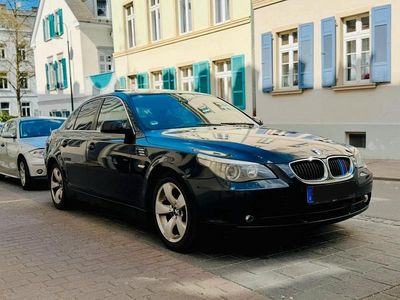 Gebraucht BMW 530 Sport Line 235 PS (172 kW) 2005 Schwarz Limousine
