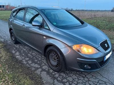 Gebraucht Seat Altea Ecomotive 105 PS (77 kW) 2012 Grau Van / Kleinbus