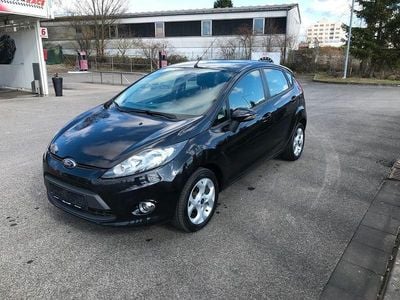 Gebraucht Ford Fiesta Trend 82 PS (60 kW) 2012 Schwarz Kleinwagen