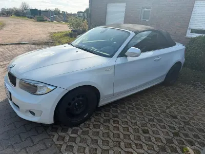 Gebraucht BMW 118 Cabriolet 143 PS (105 kW) 2011 Weiß Cabrio