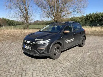 Gebraucht Dacia Sandero Extreme 110 PS (80 kW) 2024 Schwarz grau Limousine