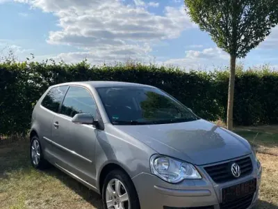 Gebraucht VW Polo Trendline 60 PS (44 kW) 2009 Grau Kleinwagen