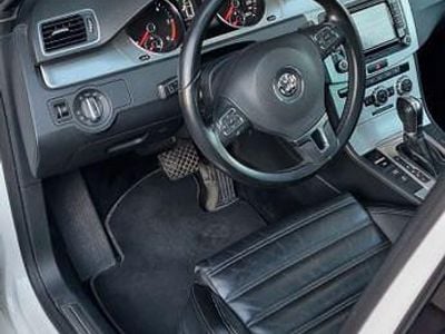 Weiß Gebraucht 2013 VW Passat Highline Kombi | 6.350 € (Guter Preis)