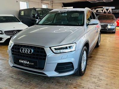 Silber Gebraucht 2015 Audi Q3 Design SUV | 17.599 € (Fairer Preis)