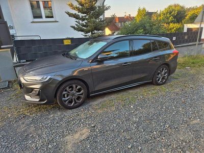 Gebraucht Ford Focus ST-Line 125 PS (91 kW) 2023 Grau Kombi
