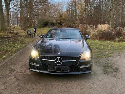 Schwarz Gebraucht 2012 Mercedes SLK55 AMG AMG Cabrio | 34.900 €