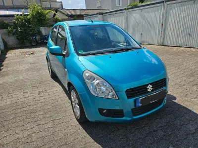 Gebraucht Suzuki Splash Comfort 86 PS (63 kW) 2010 Blau Kleinwagen